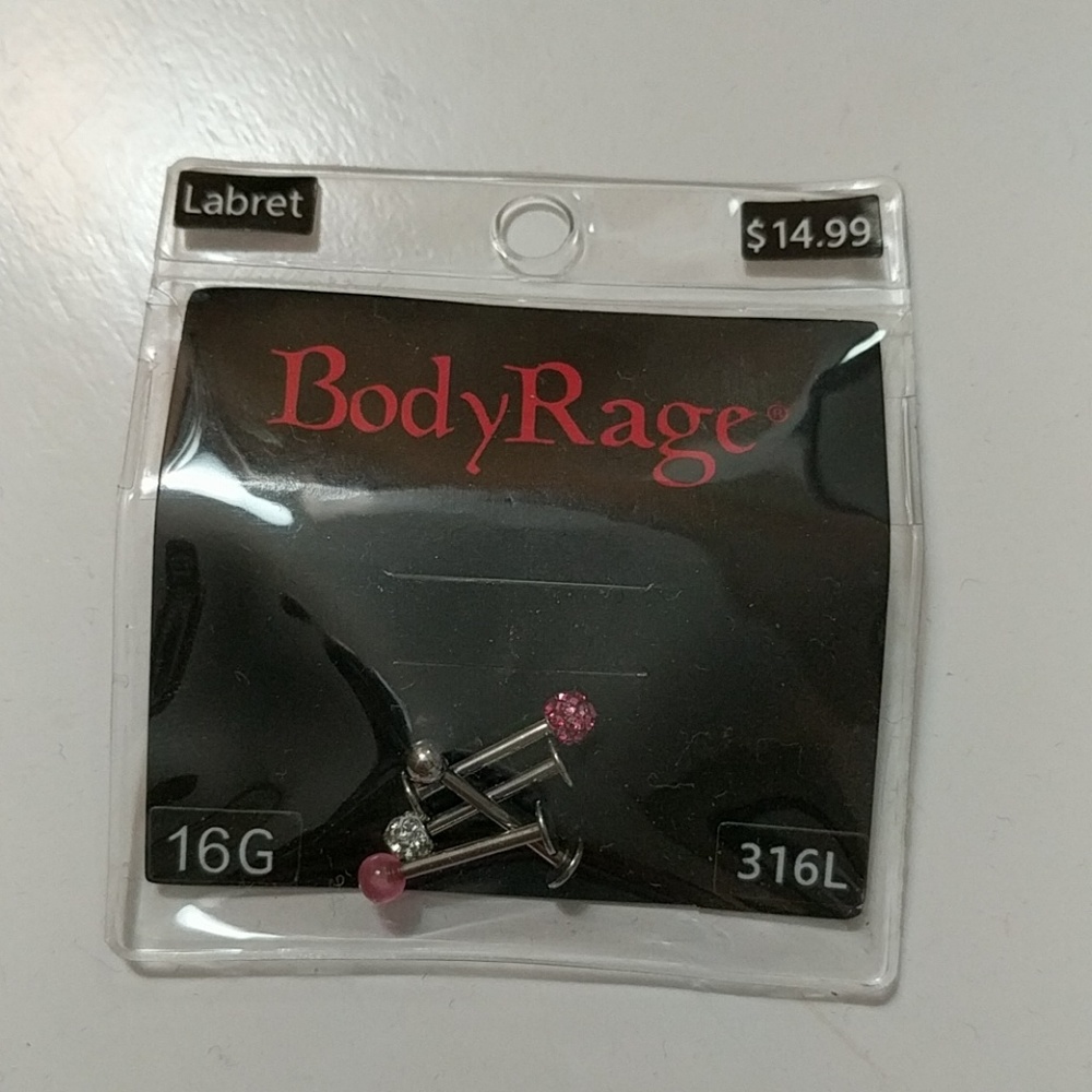 SET OF 4 LIP RINGS! 💋